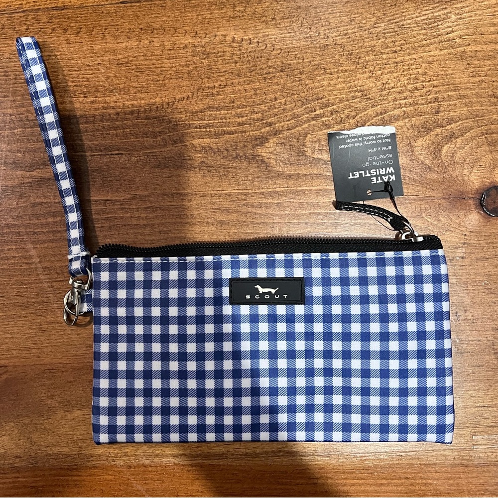 NWT SCOUT Kate Wristlet